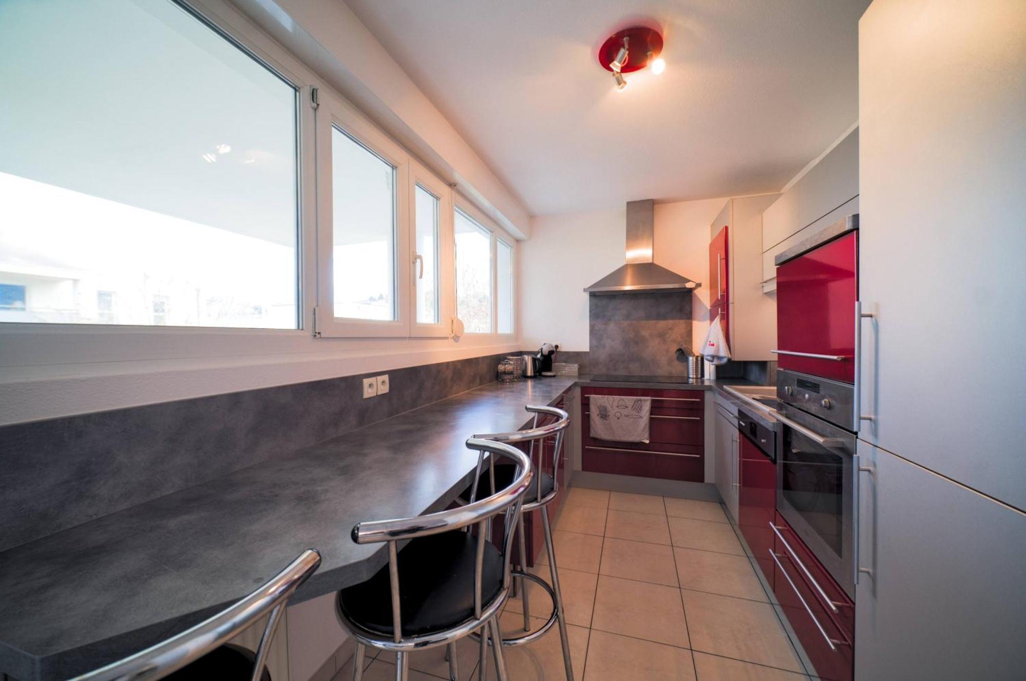 Appartement Lumineux, 80M², Proche Des Vosges Thann Bagian luar foto